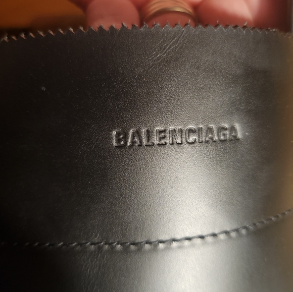 Balenciaga - Picture 10 of 12